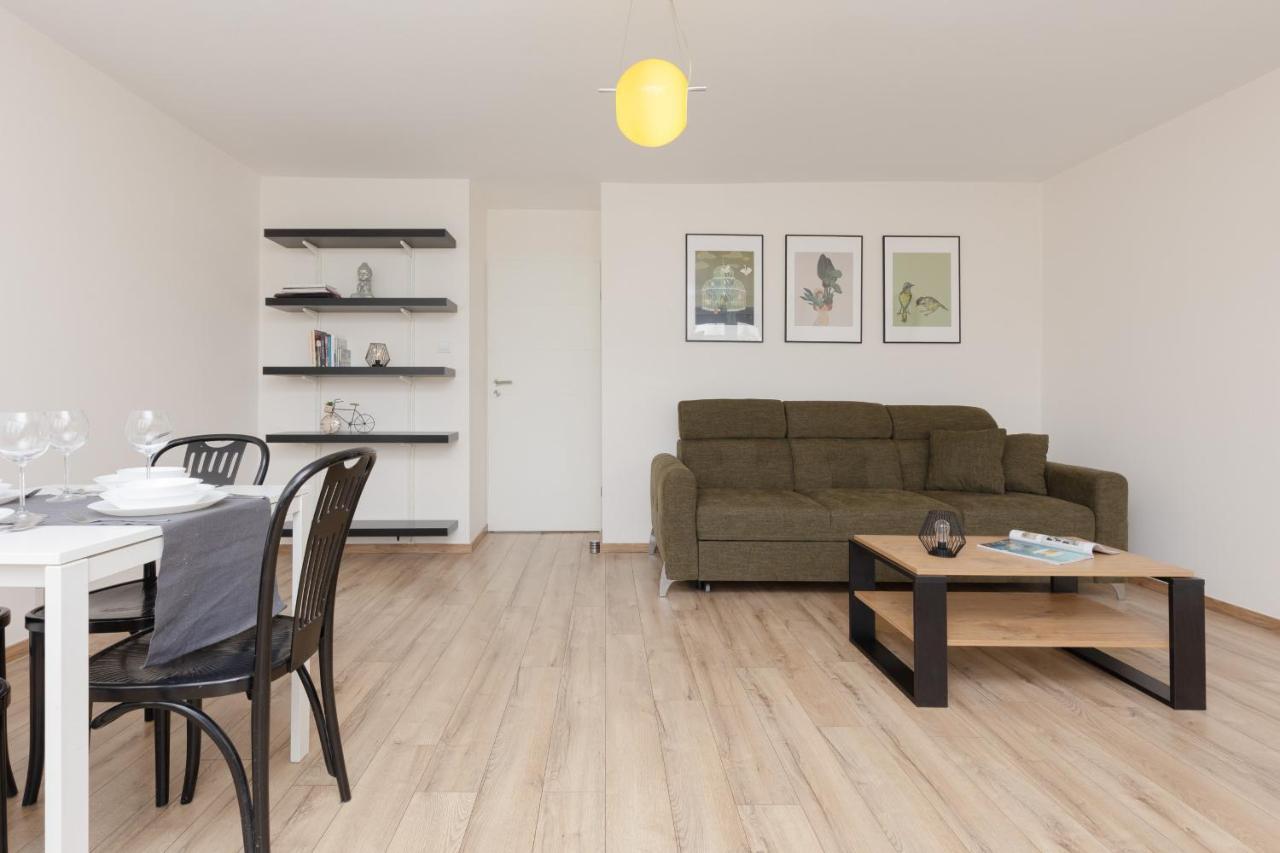 Old Town Spacious Apartment Bonifraterska By Renters Warsawa Bagian luar foto